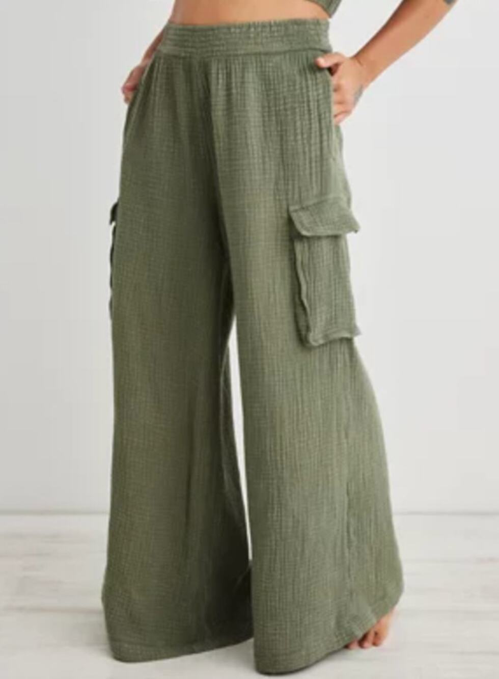 Aerie High Waisted Cargo Gauzy Wide Leg Pants Green Medium